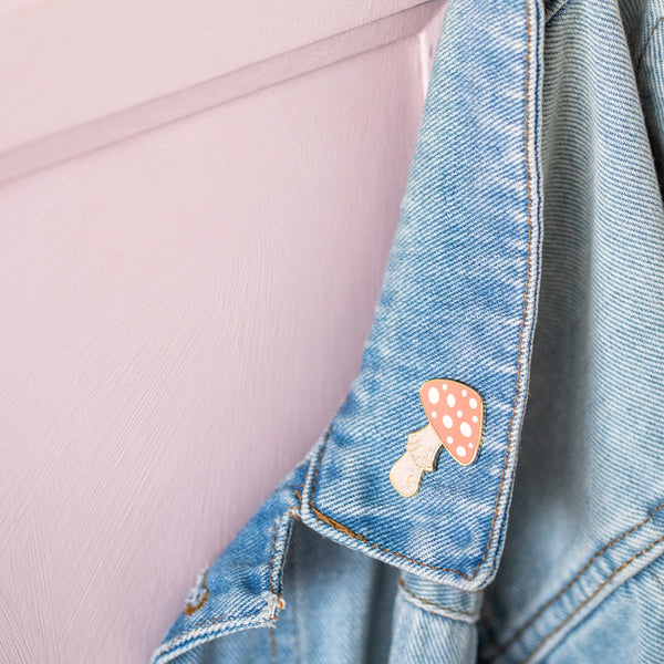Toadstool enamel pin