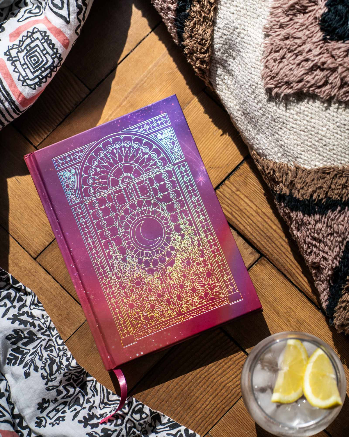 Dateless Iridescence Planner