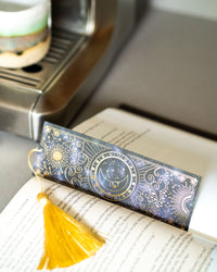 La Lune Bookmark