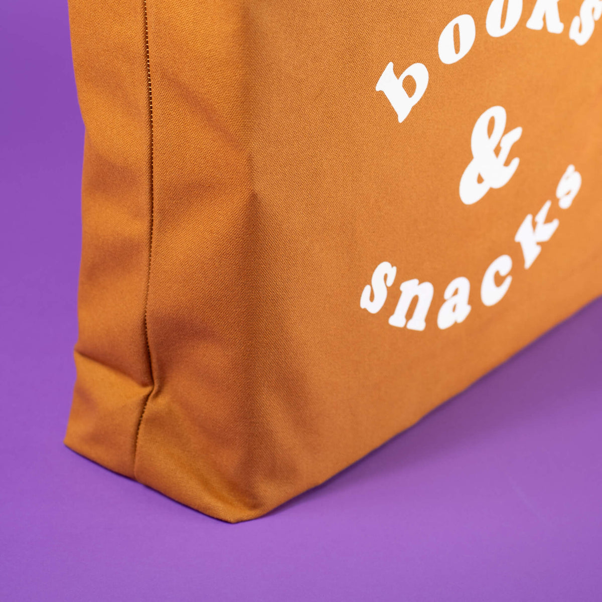 Books and snacks bag - tan