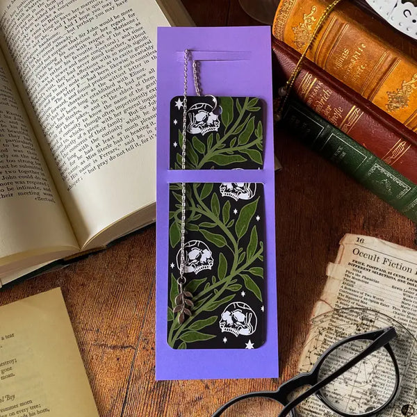Skull chain bookmark