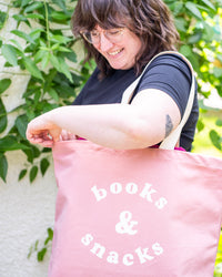 Books and snacks bag - pink