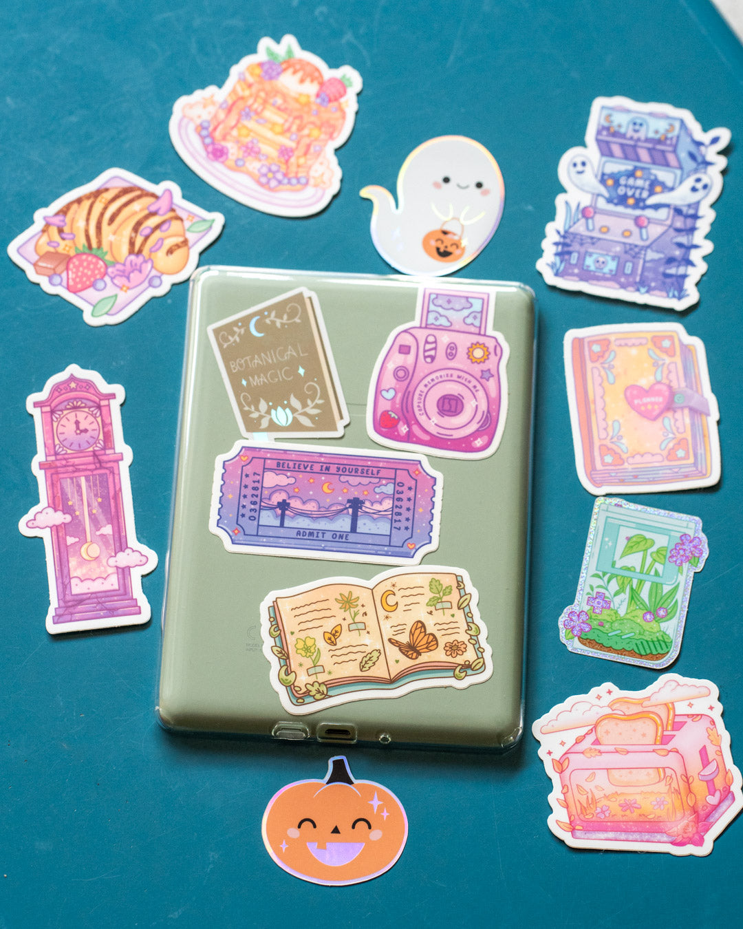 Cute ghost holographic sticker