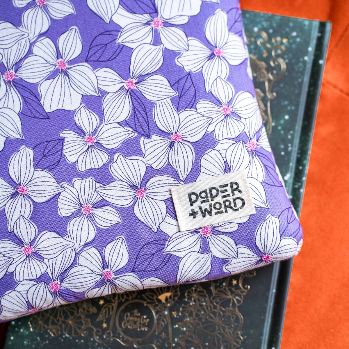 Mystery book sleeve